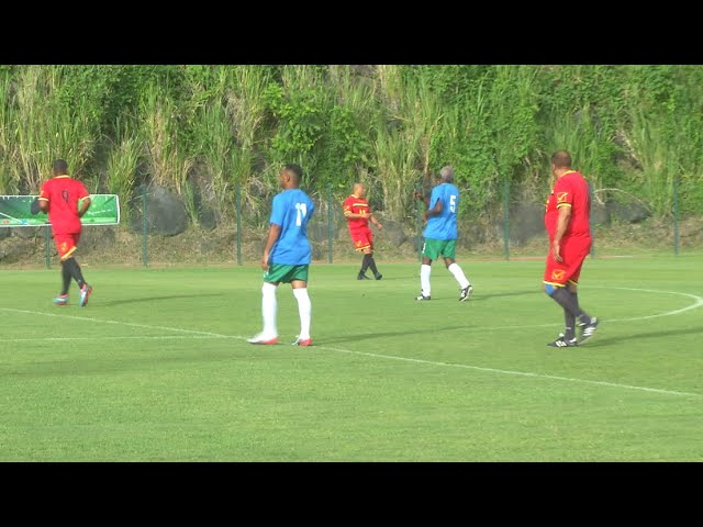 Saint-Claude: Foot Academy.