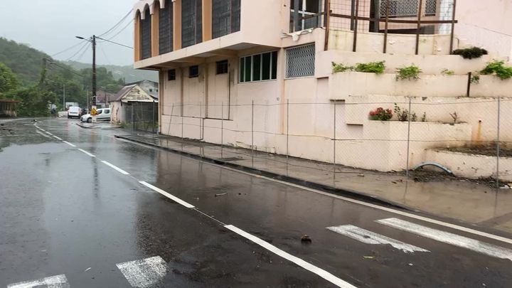 NewsAntilles était en direct.