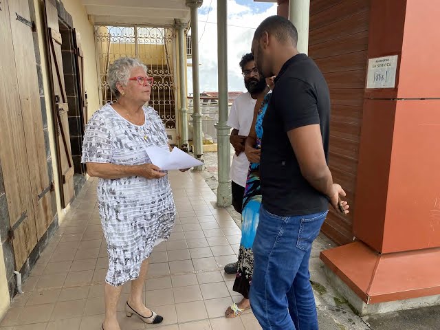 Sain-Claude : remise de kit Fiona par le ROTARY CLUB  de Basse-Terre à quelques sinistrés.