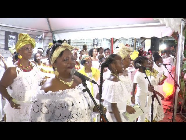 Vieux-Habitants : Crèche Kakado à navarraine, Marigot.