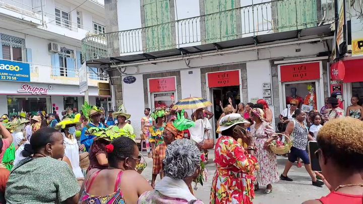 NewsAntilles était en direct.