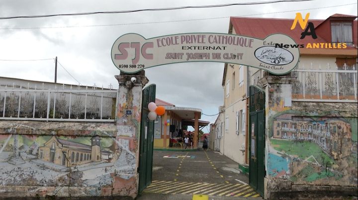 Saint-Claude: Porte ouverte au Saint-Joseph de Cluny.