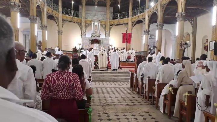 NewsAntilles était en direct.