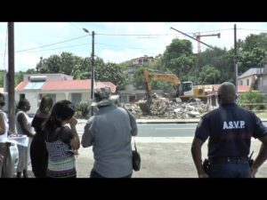 Baillif : Opération de démolition d'immeuble en état d’abandon manifeste avec l'EPF.