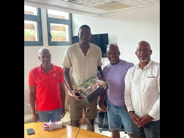 Deux athlètes Habissois  ont été reçus en Mairie par le Maire, JULES OTTO et son équipe municipale.